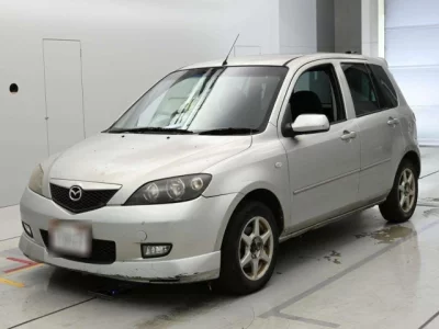 Mazda DEMIO  с аукциона в Японии