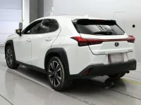 Lexus UX лот № 90506 оценка R  с аукциона в Японии 5