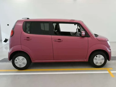 Suzuki MRWAGON