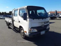Toyota DYNA лот № 70007 оценка 3  с аукциона в Японии 3