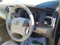 Toyota ISIS лот № 10348 оценка R  с аукциона в Японии 6