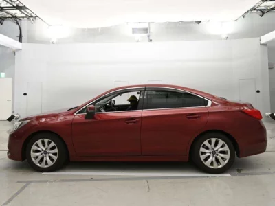 Subaru LEGACY B4  с аукциона в Японии