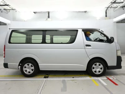 Toyota REGIUS ACE VAN