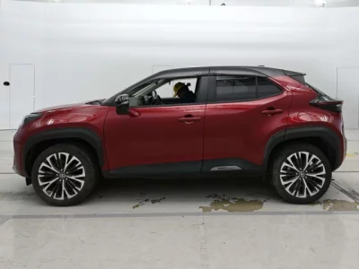 Toyota YARIS CROSS  с аукциона в Японии