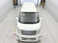 Nissan ELGRAND лот № 30771 оценка 4  с аукциона в Японии 6