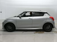 Suzuki SWIFT лот № 30742 оценка 3.5  с аукциона в Японии 3
