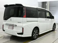 Honda STEP WAGON лот № 30717 оценка 3.5  с аукциона в Японии 1