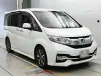 Honda STEP WAGON лот № 30717 оценка 3.5  с аукциона в Японии 4