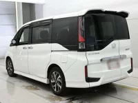 Honda STEP WAGON лот № 30717 оценка 3.5  с аукциона в Японии 5