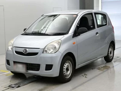 Daihatsu MIRA  с аукциона в Японии