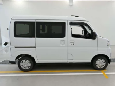 Daihatsu ATRAI VAN