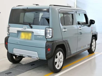 Daihatsu TAFT