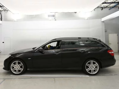 Mercedes-Benz E CLASS WAGON