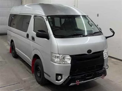 Toyota HIACE VAN  с аукциона в Японии