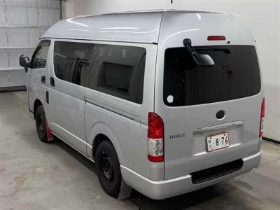 Toyota HIACE VAN  с аукциона в Японии