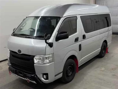 Toyota HIACE VAN  с аукциона в Японии