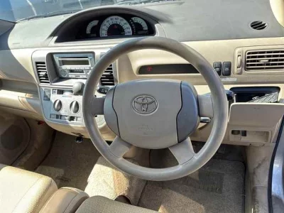 Toyota RAUM