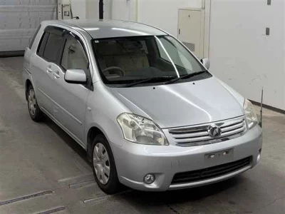 Toyota RAUM
