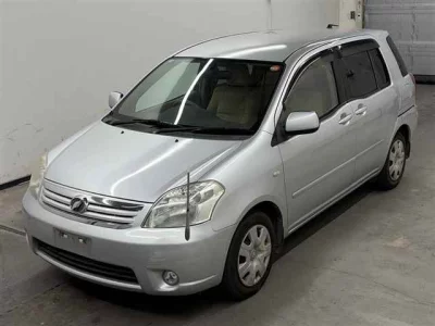 Toyota RAUM