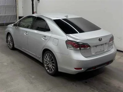 Lexus HS