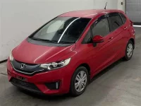 Honda FIT лот № 10011 оценка 3  с аукциона в Японии 3