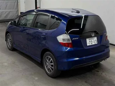 Honda FIT  с аукциона в Японии