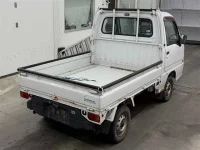 Subaru SAMBAR лот № 90006 оценка 3.5  с аукциона в Японии 4