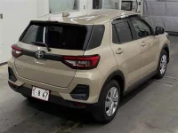 Toyota RAIZE лот № 10045 оценка 3  с аукциона в Японии 4