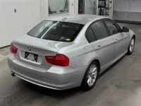 BMW 3-Series лот № 60003 оценка 3  с аукциона в Японии 4