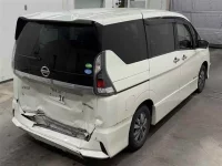 Nissan SERENA лот № 80034 оценка X  с аукциона в Японии 4