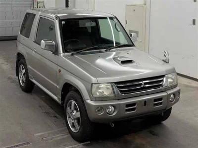 Mitsubishi PAJERO MINI