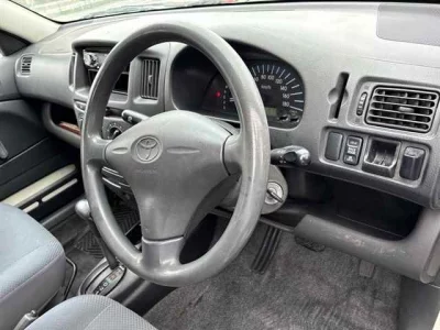 Toyota PROBOX  с аукциона в Японии