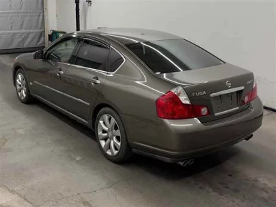 Nissan FUGA  с аукциона в Японии