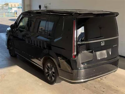 Honda STEP WAGON  с аукциона в Японии