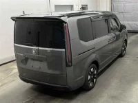 Honda STEP WAGON лот № 30072 оценка 4  с аукциона в Японии 4
