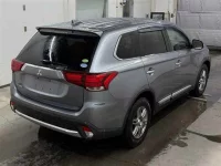 Mitsubishi OUTLANDER лот № 11110 оценка 4  с аукциона в Японии 4