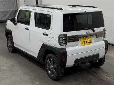 Daihatsu TAFT