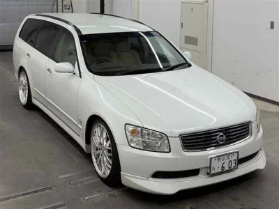Nissan STAGEA