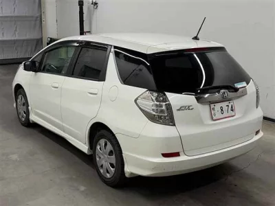 Honda FIT SHUTTLE  с аукциона в Японии