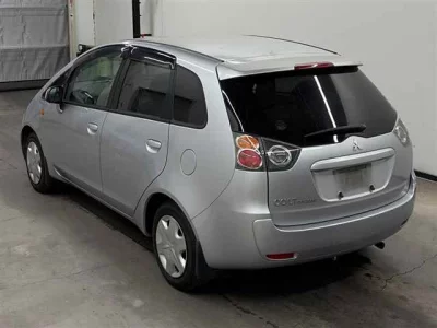 Mitsubishi COLT PLUS