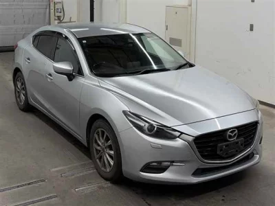 Mazda AXELA  с аукциона в Японии