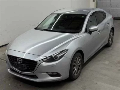 Mazda AXELA  с аукциона в Японии