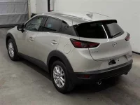 Mazda CX-3 лот № 20116 оценка 5  с аукциона в Японии 1