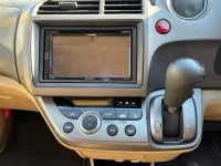 Honda STREAM лот № 90168 оценка 3.5  с аукциона в Японии 4