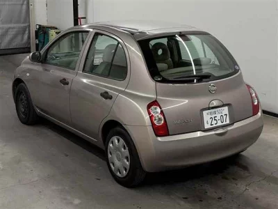 Nissan MARCH  с аукциона в Японии