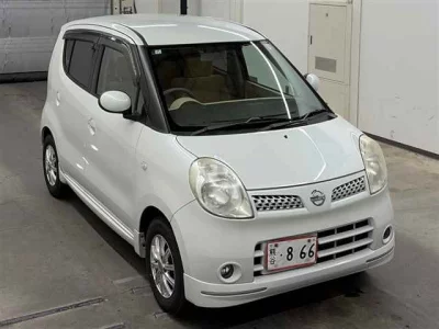 Nissan MOCO  с аукциона в Японии