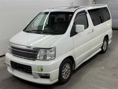 Nissan ELGRAND  с аукциона в Японии