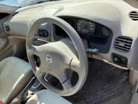 Nissan SUNNY лот № 60025 оценка 3.5  с аукциона в Японии 2