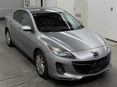 Mazda AXELA  с аукциона в Японии