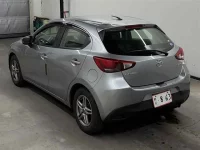 Mazda DEMIO лот № 90158 оценка 3.5  с аукциона в Японии 1